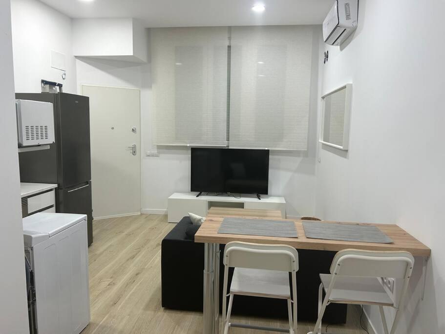 Estudio Avd. Velazquez Màlaga Exteriér fotografie